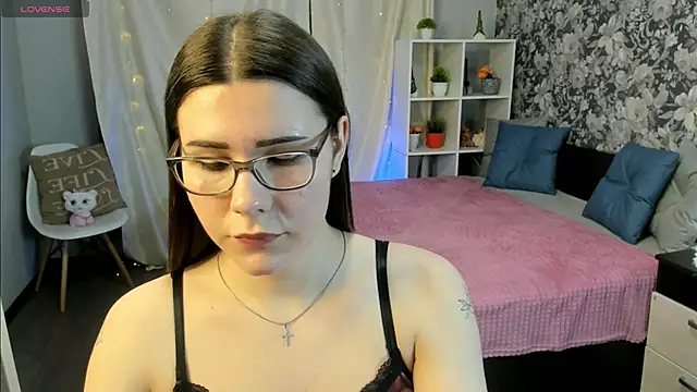 Coraline kitty online show from March 23, 8:31 am