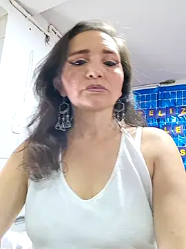 Alexamontiel  online show from March 13, 3:46 pm