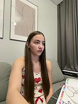  Patricia P online show from April 5, 7:13 pm