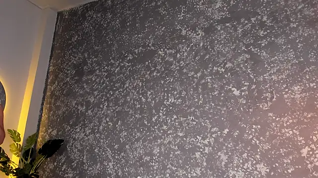 emma  summers online show from April 15, 7:47 pm