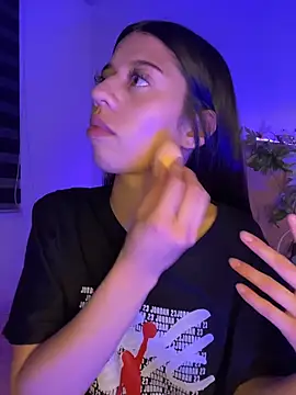 Deva 00 online show from April 3, 4:32 am