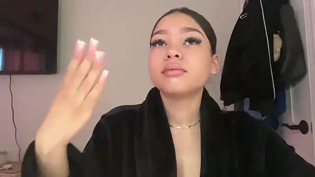 lizabbyyy online show from May 25, 8:08 pm