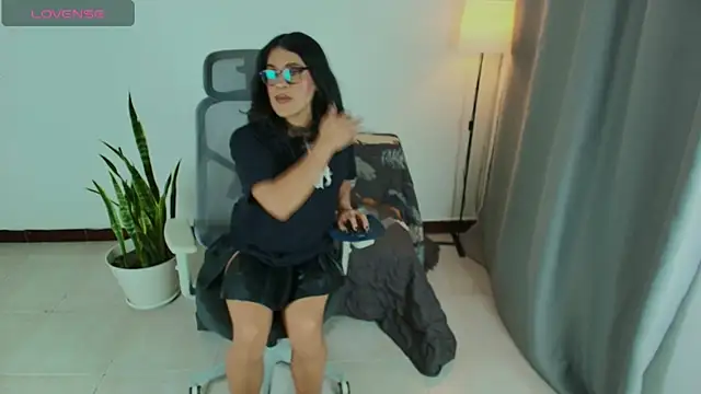 succubus Vitta online show from March 29, 12:20 am