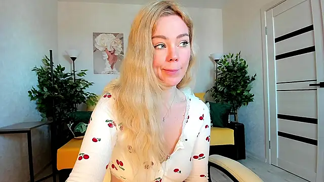 caty kiss online show from April 18, 3:20 am