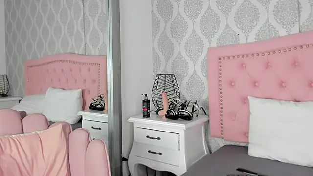 luciana lopez 7 online show from March 2, 3:39 am