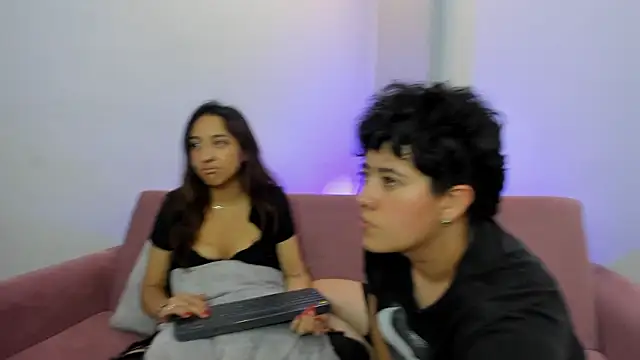 Gaia n Nix online show from March 7, 3:13 am