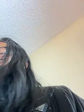 Lismar fire online show from April 15, 11:11 am