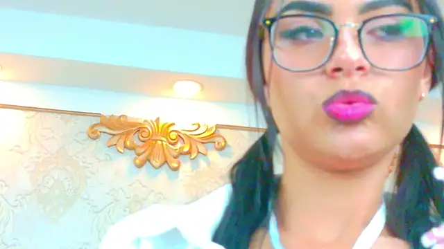 AishaCarpenter online show from February 13, 8:21 pm