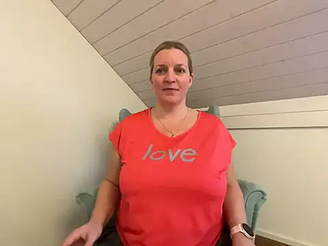 Busenwunder1280 online show from March 2, 7:26 am