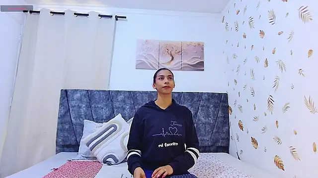 MelanyStone  online show from April 2, 3:09 pm