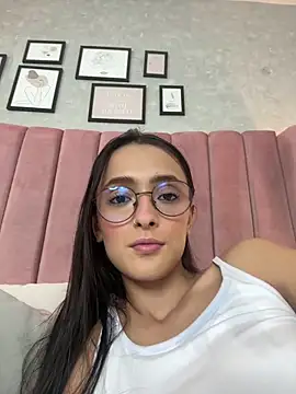 NataliaRivera  online show from March 20, 12:21 pm