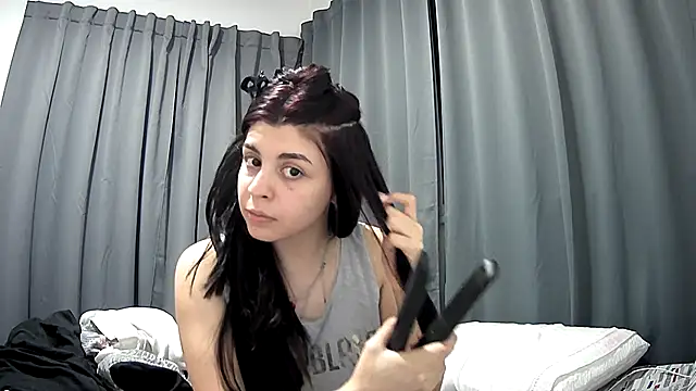 violetazein7 online show from March 24, 12:27 am