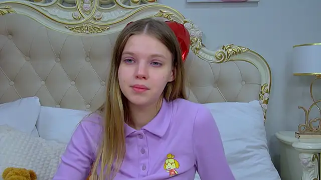 HallyBradley online show from March 3, 11:16 am