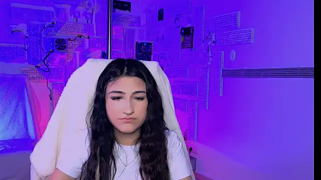 TerezaRobinson online show from February 15, 8:30 pm