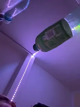 Milli-Kiss online show from February 28, 6:07 pm