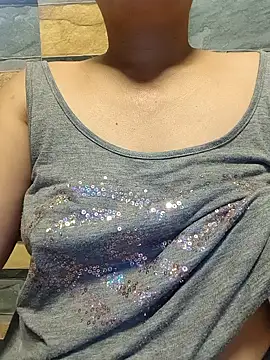 squirtshantal online show from November 15, 1:50 am