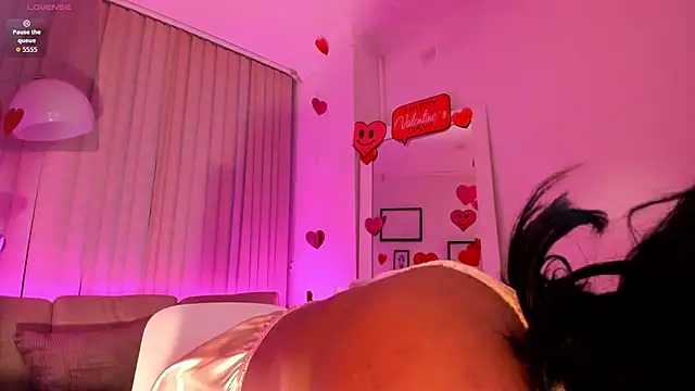 madii lenon online show from February 25, 3:27 am