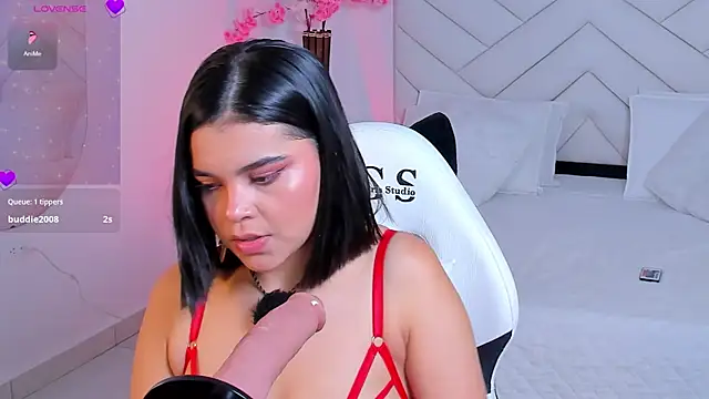 Rose jener06 online show from July 11, 12:10 am