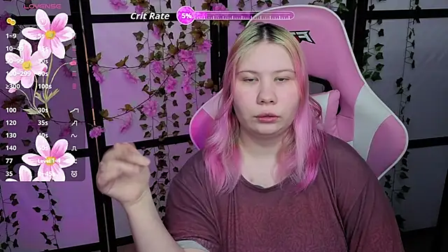 kitsune little online show from April 21, 10:44 am