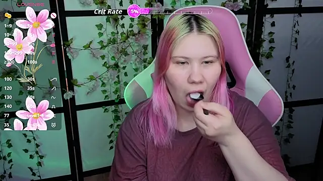 kitsune little online show from April 22, 10:45 am