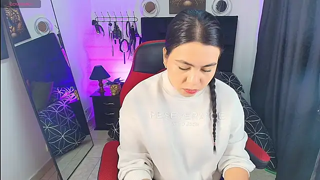 Liu wen  online show from March 21, 12:54 pm