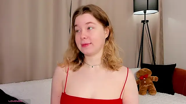 MaraaSwan online show from April 3, 2:42 am