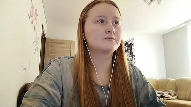 AnikaLipps online show from February 27, 1:22 pm