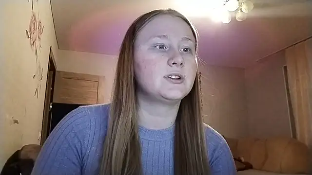 AnikaLipps online show from April 10, 9:32 pm