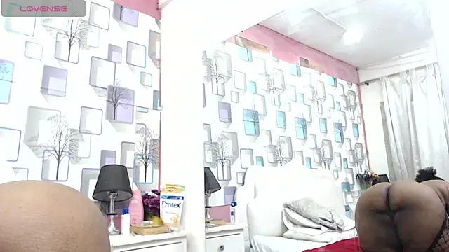 Scarlet-Wagner online show from February 19, 4:50 pm