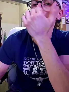 wranglerwayne online show from February 25, 8:13 am