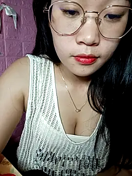 Eye-squirt online show from March 6, 7:47 am