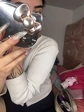 Kattengel  online show from March 21, 11:54 pm