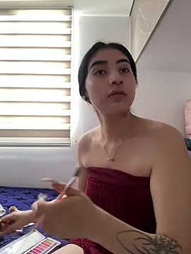 Kattengel  online show from March 19, 6:56 pm