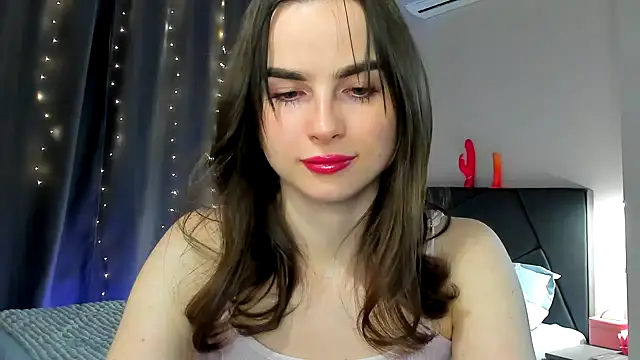 megann fox2 online show from March 8, 9:08 pm