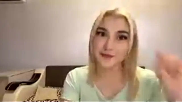 MerryVideo online show from April 2, 4:59 pm