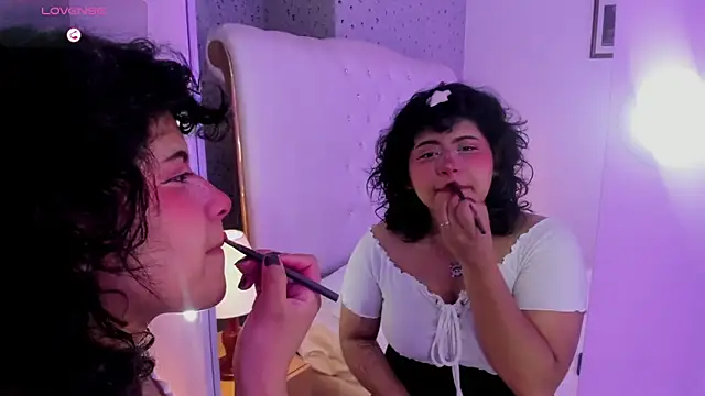 VinkSmokee online show from March 8, 2:54 pm