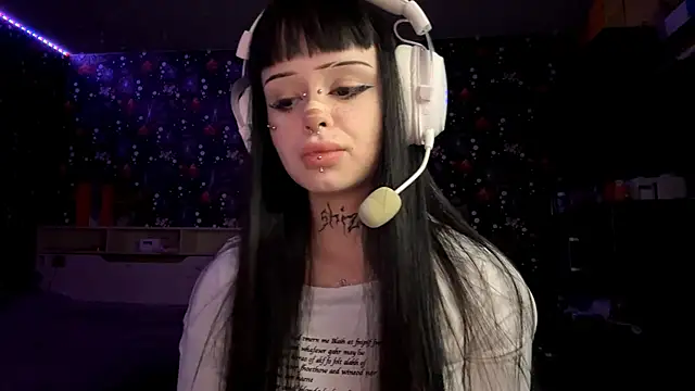 Luna Sohotti online show from February 19, 3:11 pm