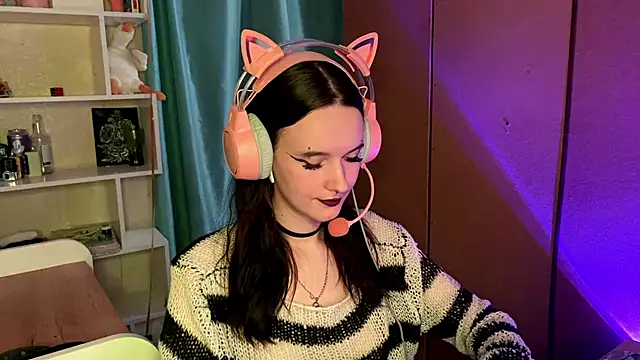 MabelDefina online show from March 11, 11:03 am