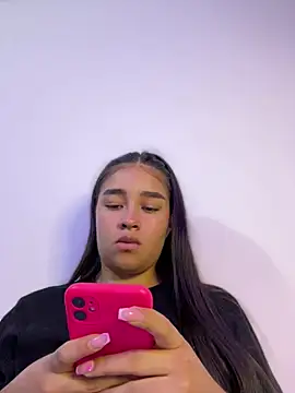 I Samanthaa online show from March 14, 1:06 am