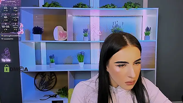 polly-cute online show from April 7, 8:11 pm