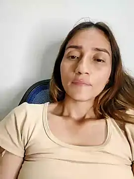 Snapshot of isaa- chatting on February 24, 11:03 pm isaa- online show from February 24, 11:03 pm