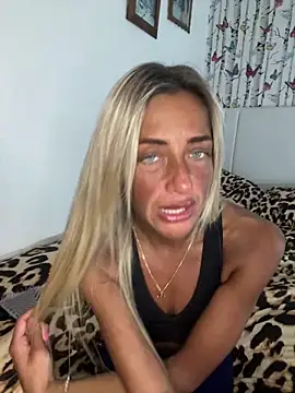 ScarlettGold  online show from March 16, 10:41 am