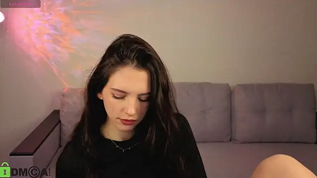 elise robbie online show from March 25, 9:23 am