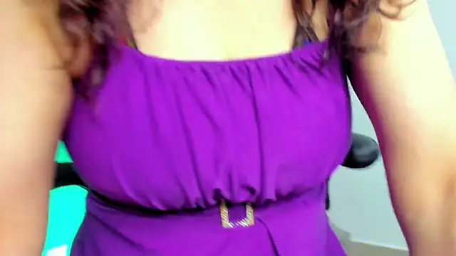 Ivonne 4 online show from June 30, 1:43 pm