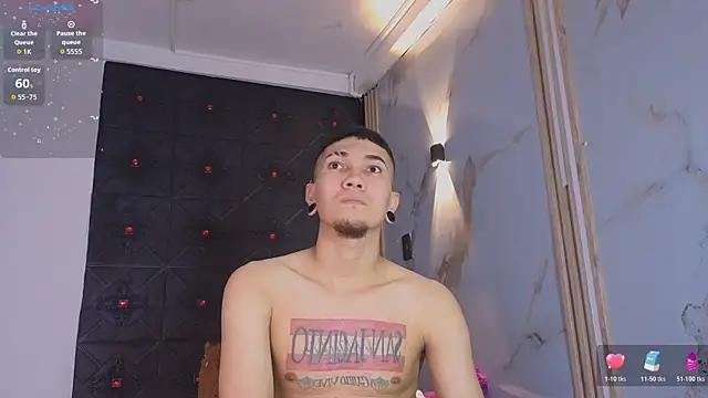 Logan and Reachel online show from April 11, 7:28 pm