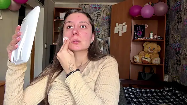 poly princess online show from March 23, 9:15 am