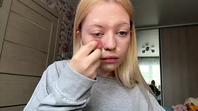 JeneeBIanks online show from March 1, 9:31 am