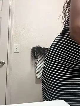 krissycream7 online show from March 17, 12:20 pm