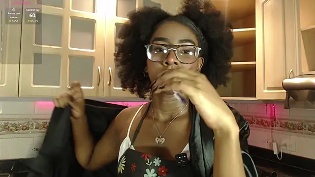 MelodyBlazze online show from May 28, 8:40 pm