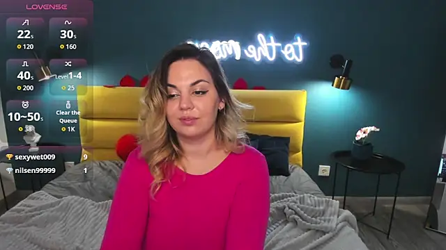 SofiaFabulous online show from March 8, 2:04 am